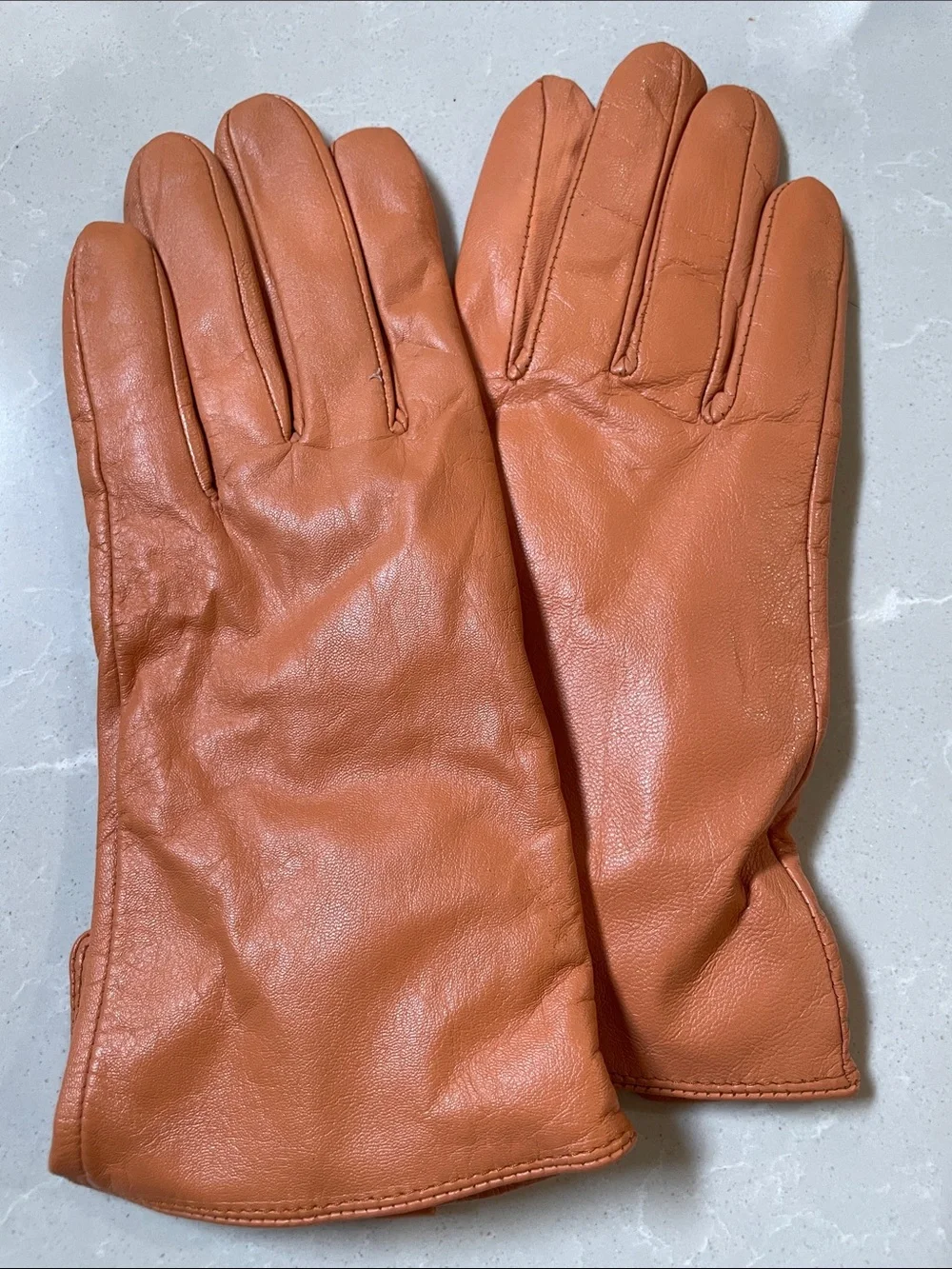 Terry Lewis Classic Luxuries Women's Leather Gloves in Warm Peach